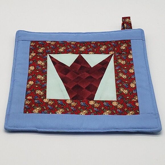 Handmade Blue Yellow Dot Floral Crown Square Fabric Trivets - Set of 2 - Picture 6 of 13